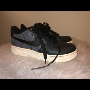 Nike Air Force one black/gray snakeskin